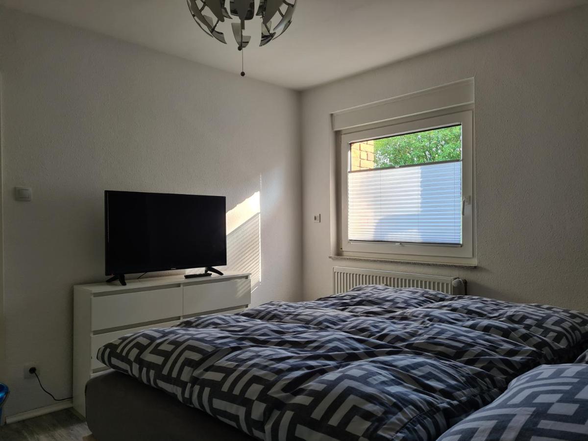 Ferienwohnung Saturn Mülheim an der Ruhr Екстериор снимка