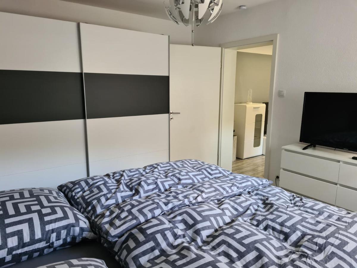 Ferienwohnung Saturn Mülheim an der Ruhr Екстериор снимка